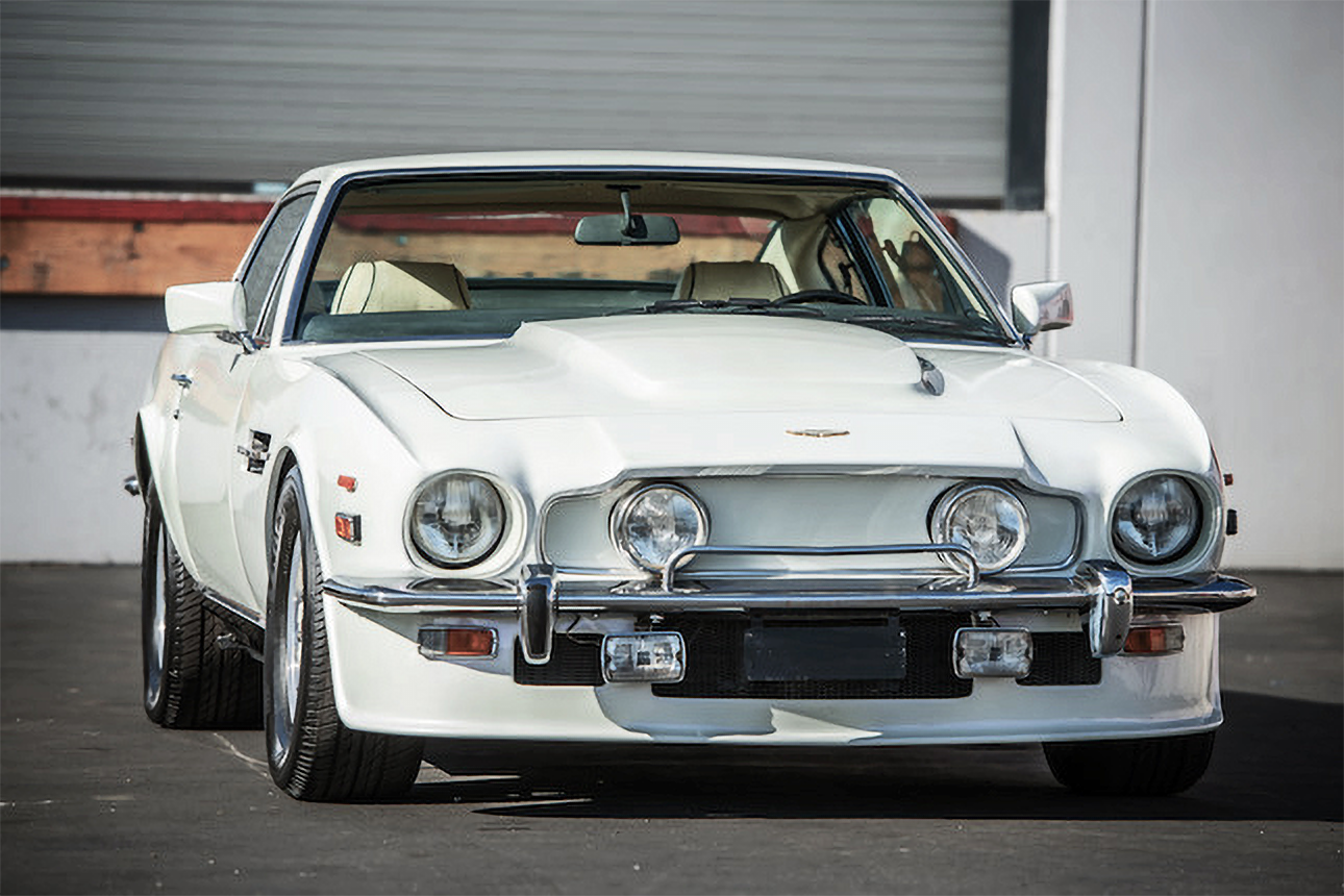 美品Aston martin v8 vantage バンパー　ヴァンテージ Restoring a Rare Gem: The 1981 Aston Martin V8 Vantage Series 4